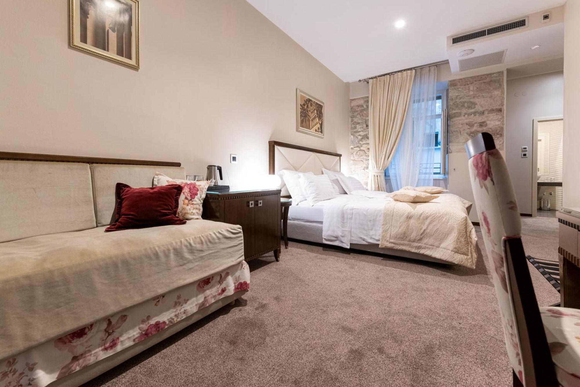 Heritage Hotel Antique Split Extérieur photo