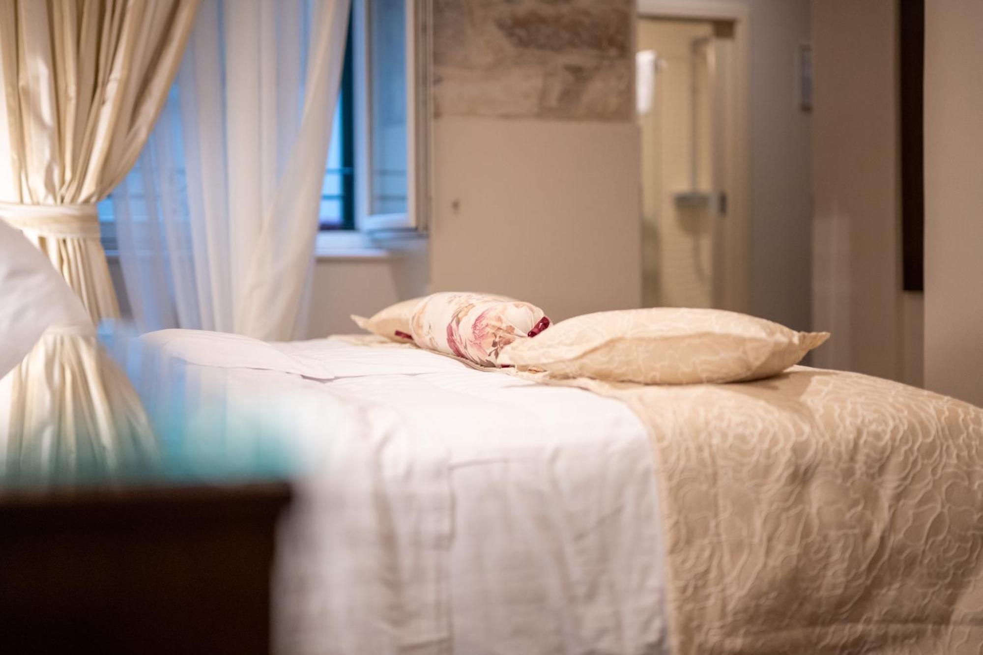 Heritage Hotel Antique Split Extérieur photo
