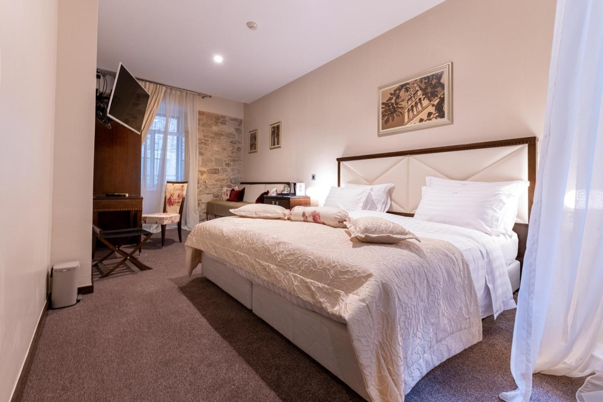 Heritage Hotel Antique Split Extérieur photo