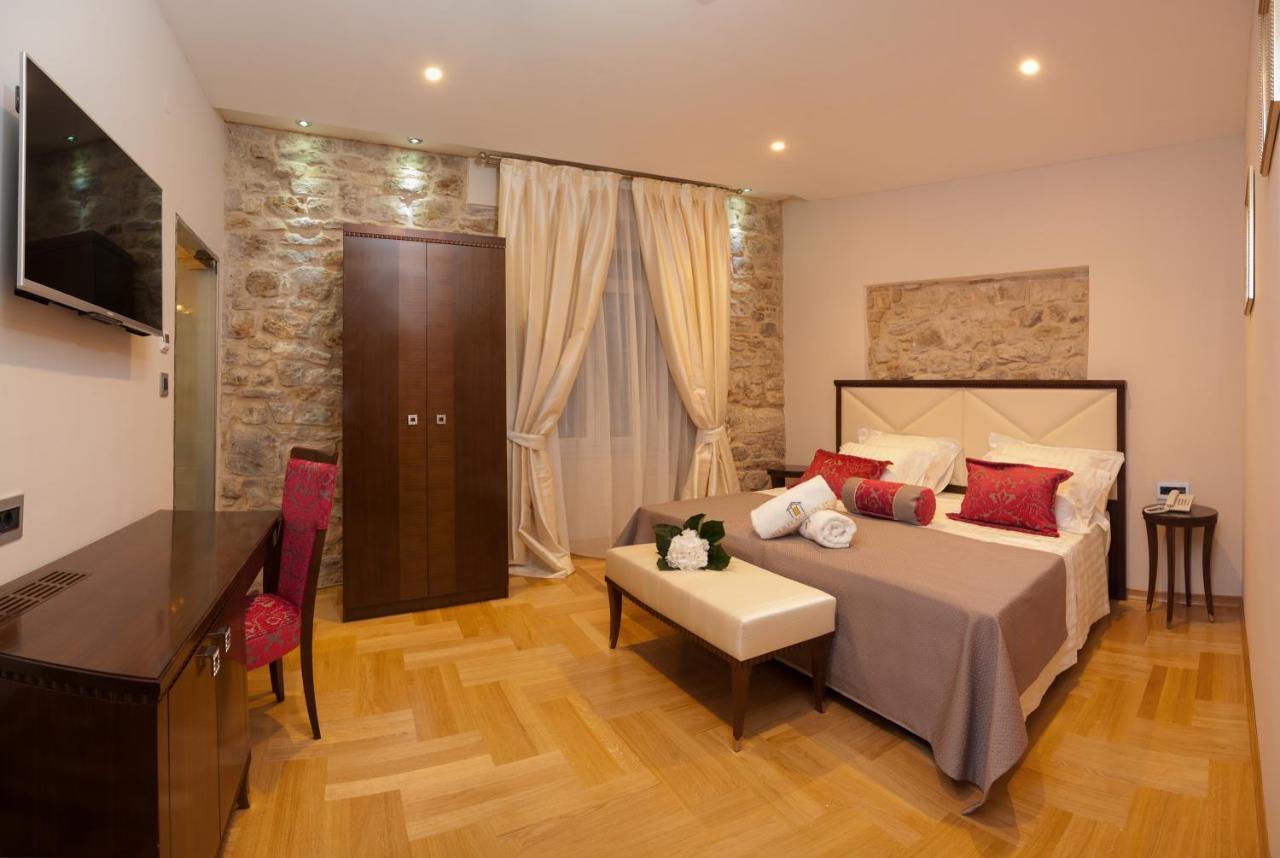 Heritage Hotel Antique Split Extérieur photo